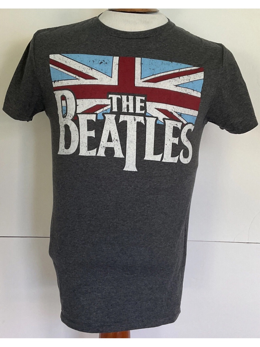 THE BEATLES Logo Graphic T-Shirt Size Small